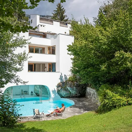 Casa Caglias Hotel